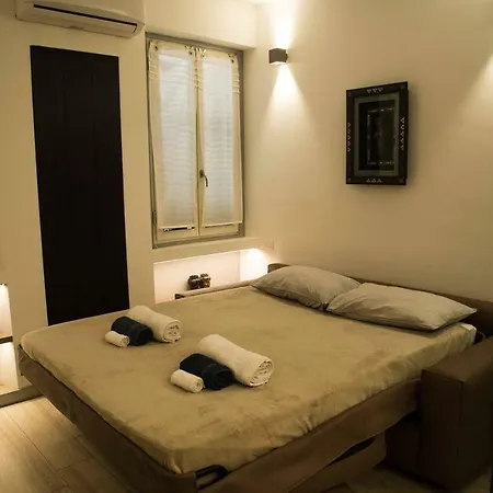 Luxury Navigli Apartment Milan